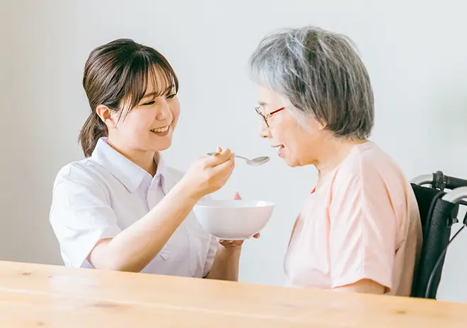 嚥下（飲み込み）のトレーニング